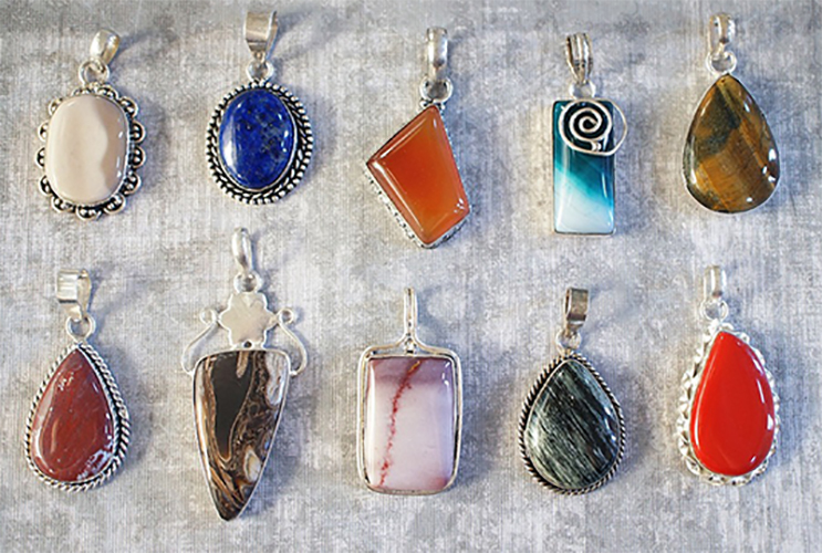 Different types of gemstones with pendant