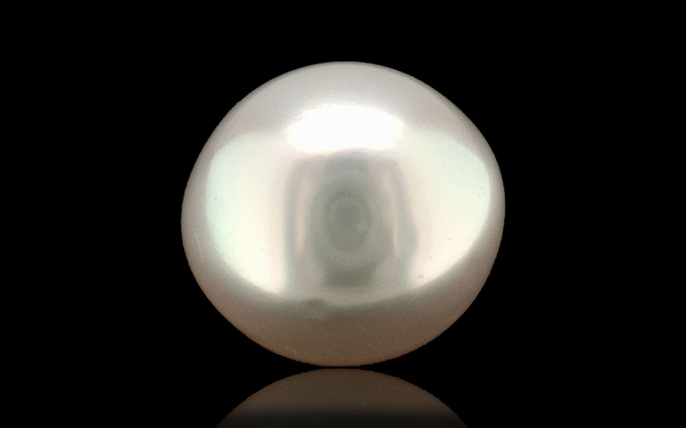 Pearl - 9.30 Carats