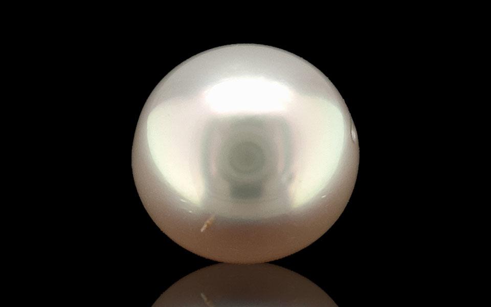 Pearl - 11.20 Carats