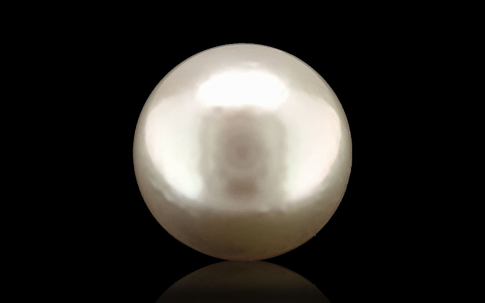 Pearl - 14.35 Carats